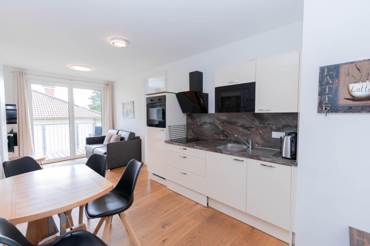 Modern Apartment With Private Balcony Near City Center Wien Eksteriør billede