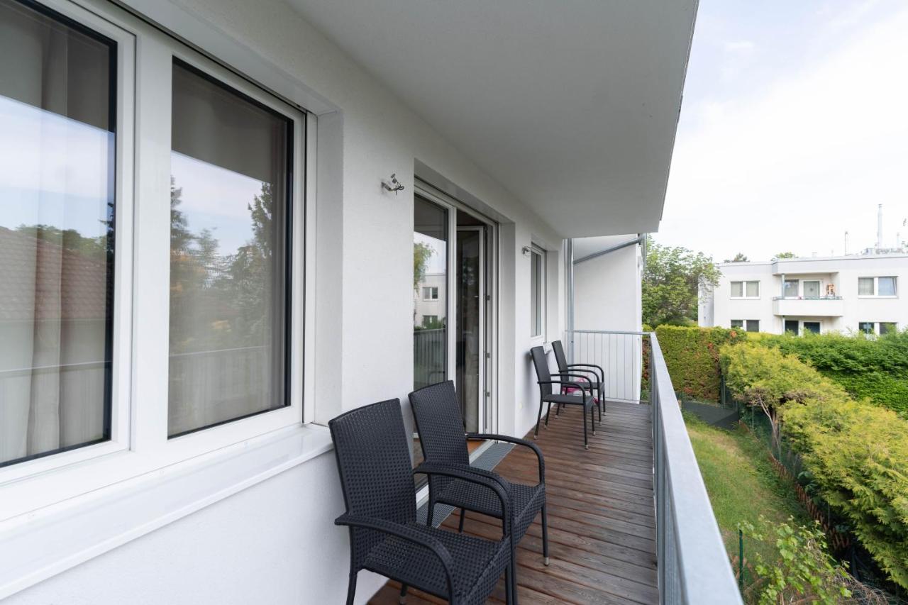Modern Apartment With Private Balcony Near City Center Wien Eksteriør billede