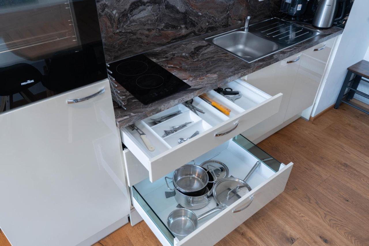 Modern Apartment With Private Balcony Near City Center Wien Eksteriør billede