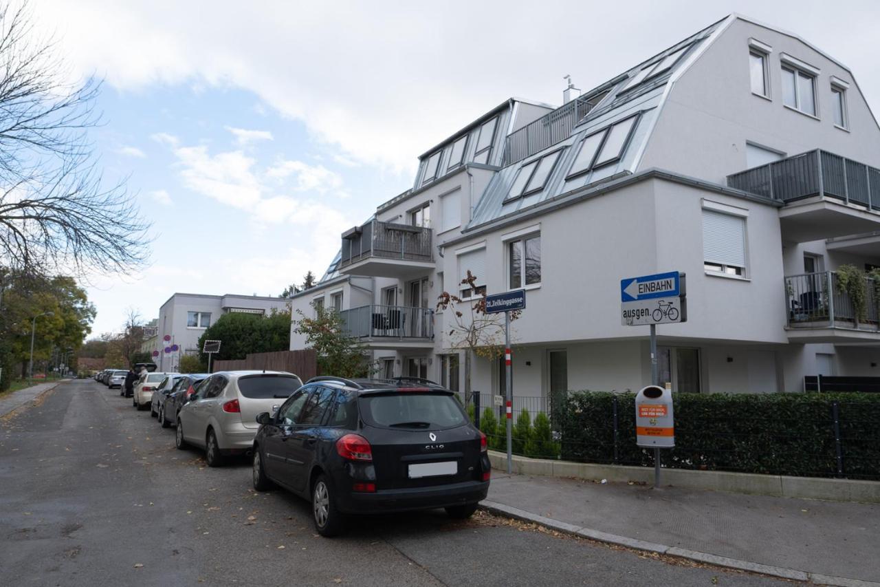 Modern Apartment With Private Balcony Near City Center Wien Eksteriør billede